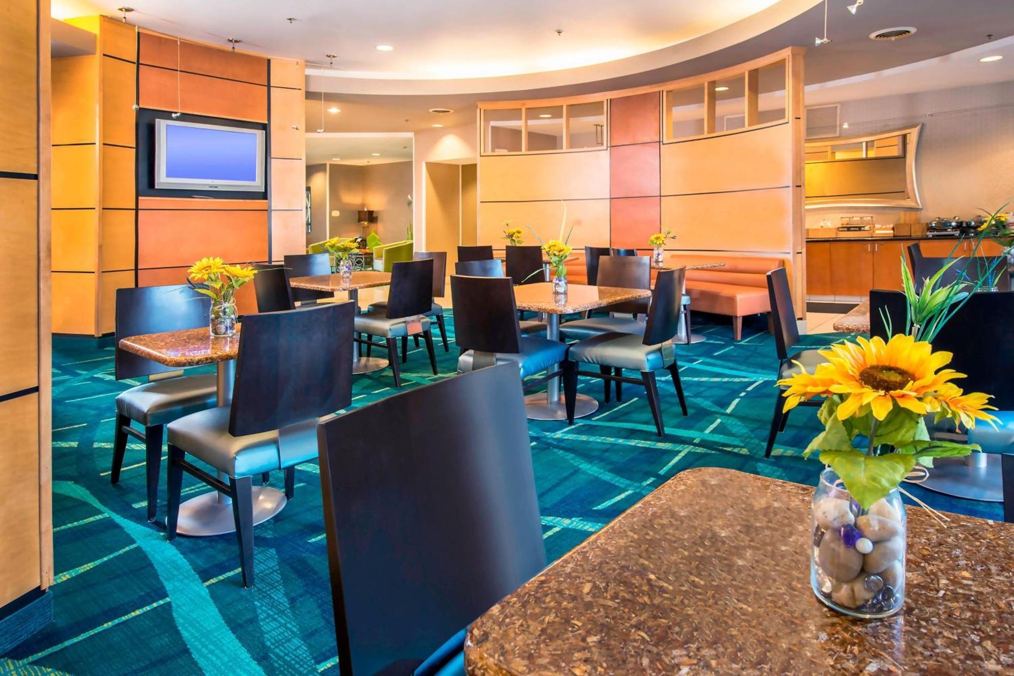 Springhill Suites Prince Frederick מראה חיצוני תמונה