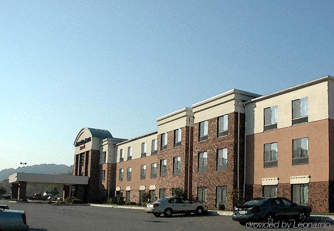 Springhill Suites Prince Frederick מראה חיצוני תמונה