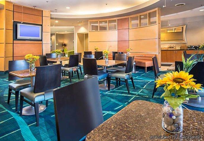 Springhill Suites Prince Frederick מראה חיצוני תמונה